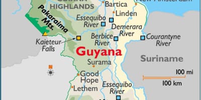 Mapa Guyana ukazuje pohoria